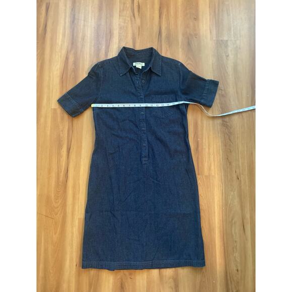 Women’s Eddie Bauer Size Medium Dark Blue Collared Half Button Front Pocket - Picture 7 of 8